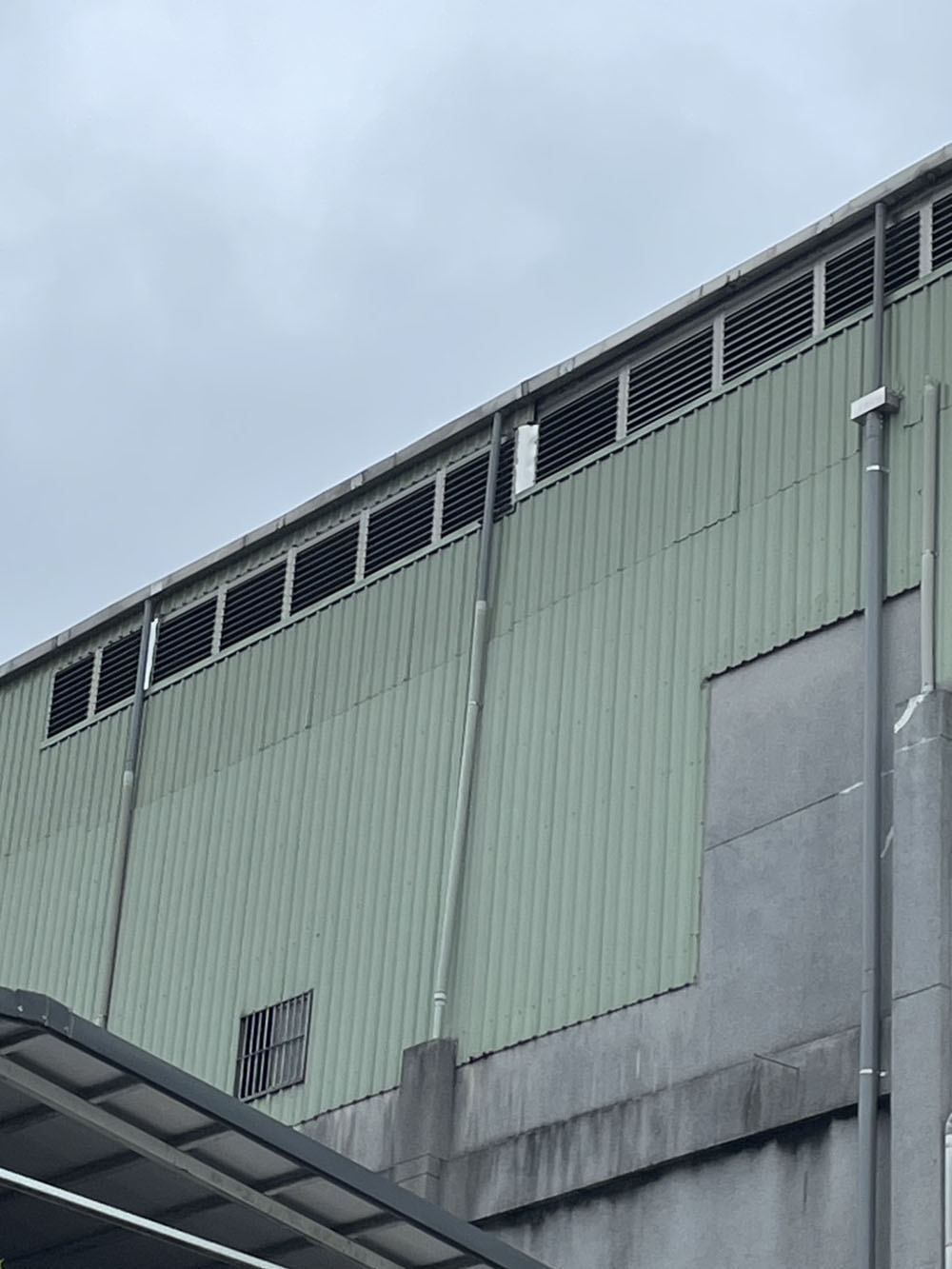 柑園鐵皮屋消防排煙改善工程